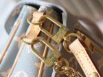 大活躍！存在感のある ルイヴィトン 偽物 m12429 Pochette Métis East West ハンドバッグ