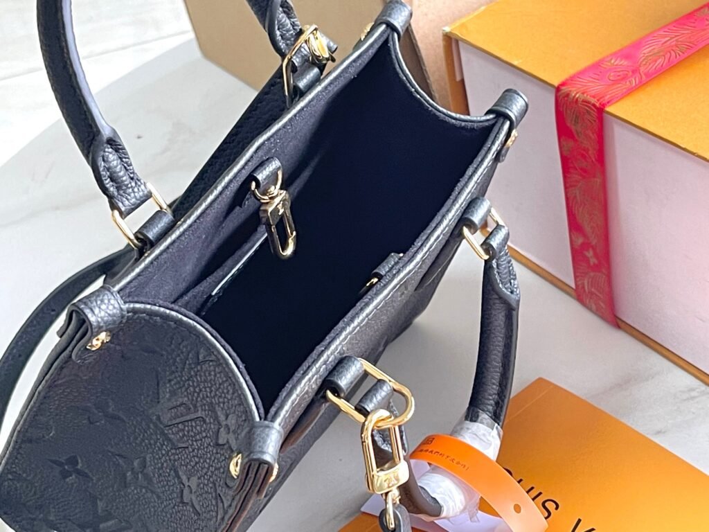 激安 上品  ルイヴィトン 偽物  M47054  イタリアa級レザーハンドバッグ 