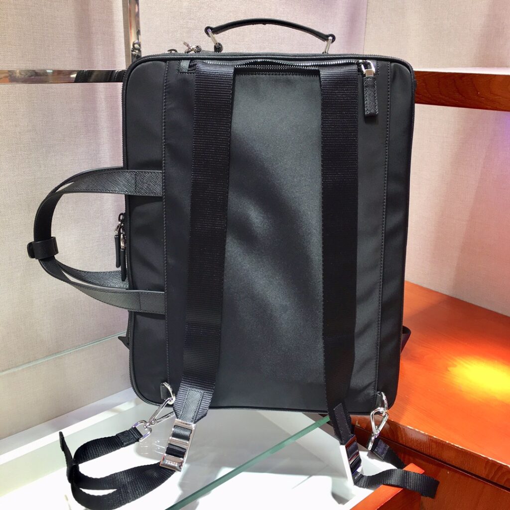 低価直輸入専門店 プラダ コピー 2VE015 Saffianoクロス柄牛革アタッシュケース