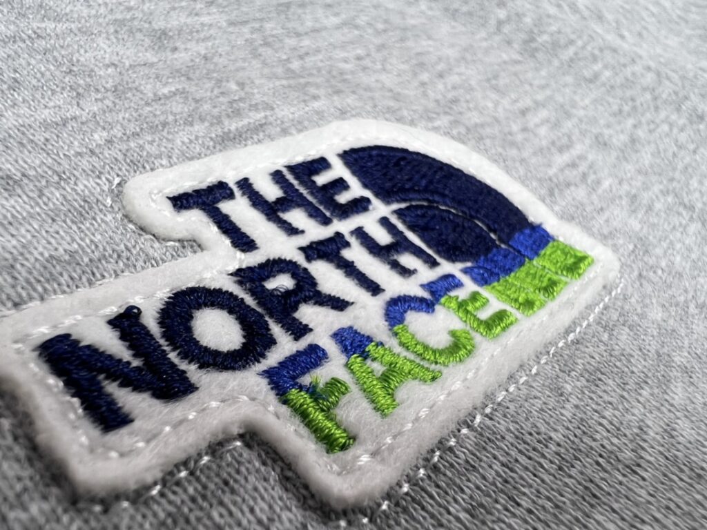 オシャレにお得100%新品 ザ・ノース・フェイス 偽物 プリントペアルラウンドネックパーカー|スーパーコピーn級優良店 2 オシャレにお得100%新品 ザ・ノース・フェイス 偽物 プリントペアルラウンドネックパーカー