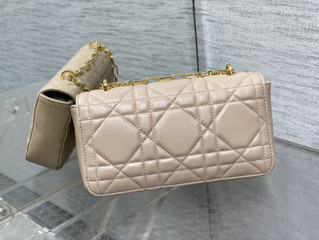 Miss Daisy:22*12.5*4cmディオール バッグ 激安 代引きショルダーバッグ|スーパーコピーn級優良店 3 Miss Daisy:22*12.5*4cmディオール バッグ 激安 代引きショルダーバッグ|スーパーコピー服