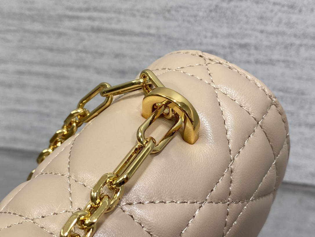 Miss Daisy:22*12.5*4cmディオール バッグ 激安 代引きショルダーバッグ|スーパーコピーn級優良店 8 Miss Daisy:22*12.5*4cmディオール バッグ 激安 代引きショルダーバッグ|スーパーコピー服