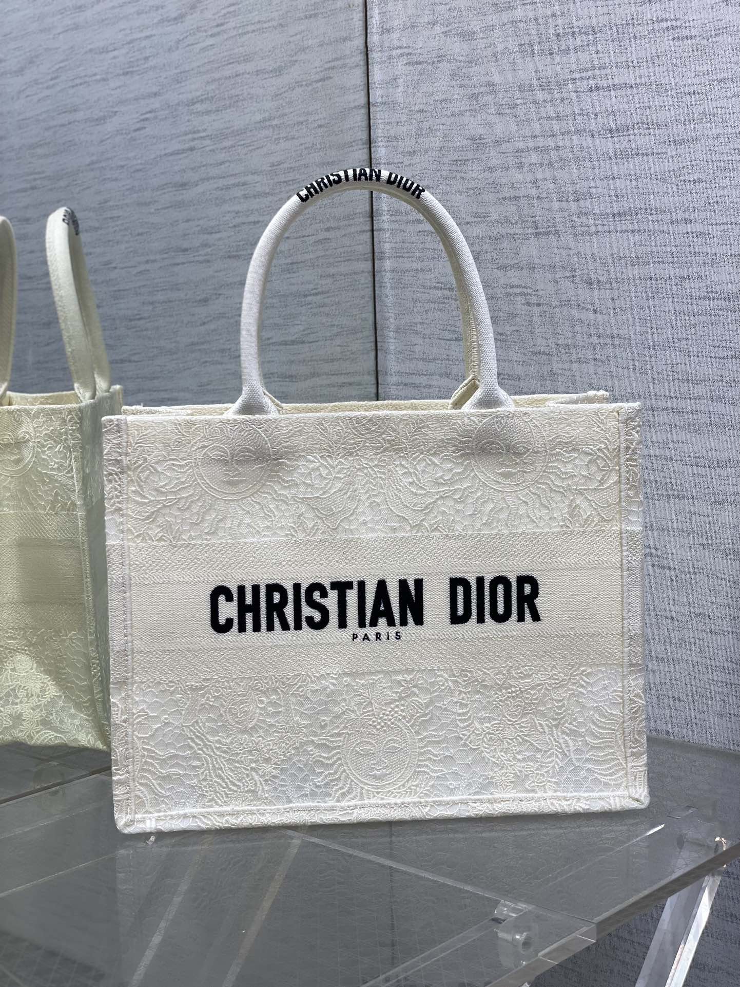 Tote 36*18*28cm ディオール(dior)ショッピングバッグトートバッグ|スーパーコピーn級優良店 1 Tote 36*18*28cm ディオール(dior)ショッピングバッグトートバッグ|スーパーコピー服