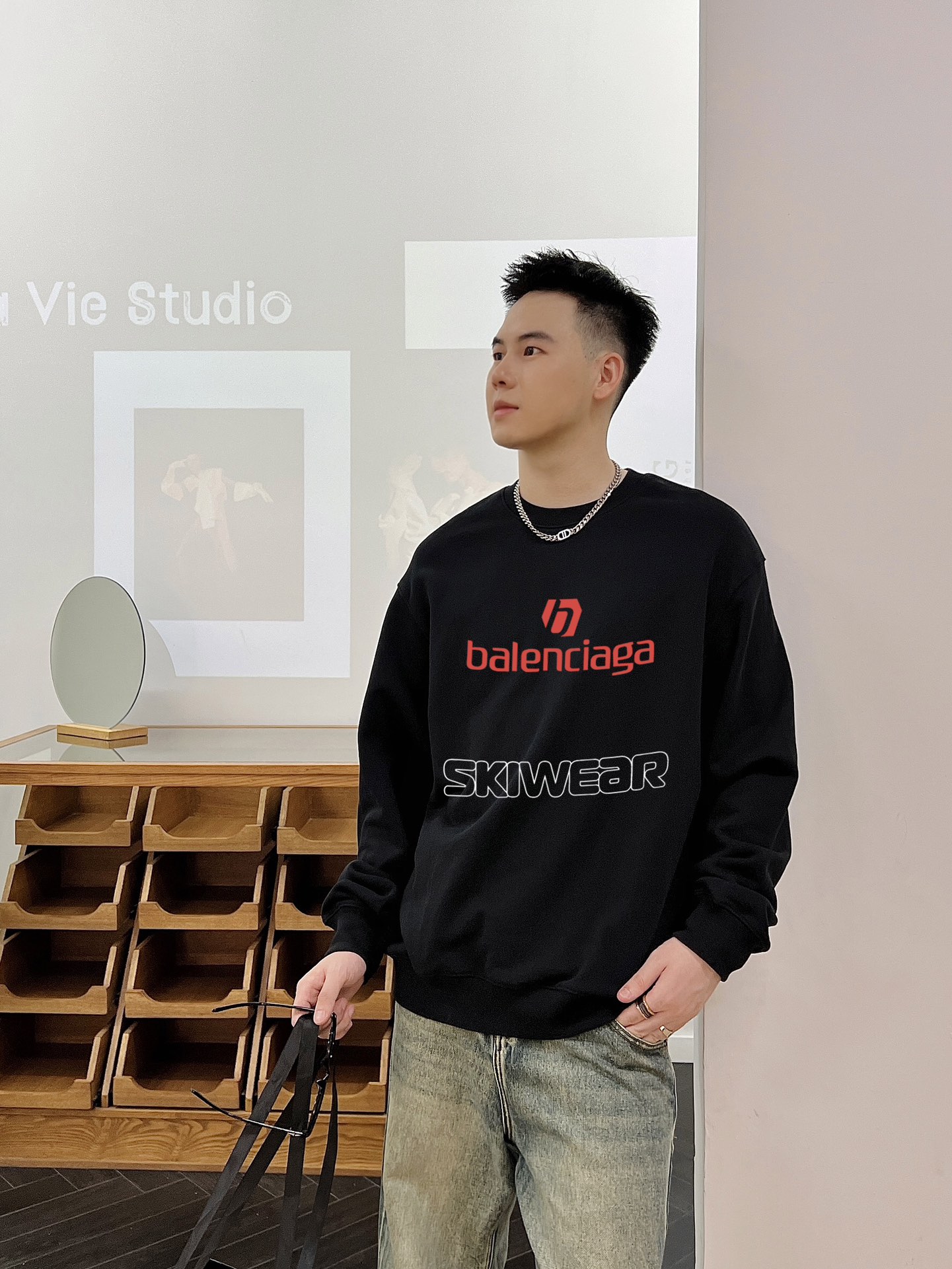 バレンシアガ人気ブランド 服偽物男女兼用スウェット|スーパーコピーn級優良店 2 バレンシアガ人気ブランド 服偽物男女兼用スウェット|スーパーコピー服