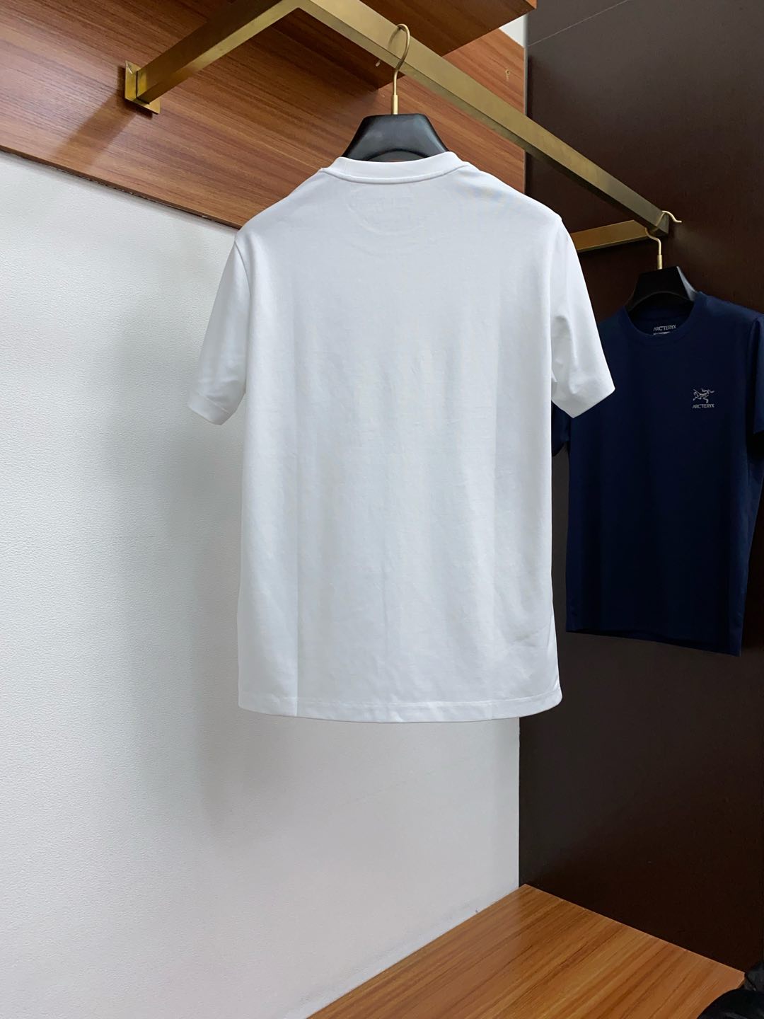 アークテリクスブランド 服 コピー 激安定番夏服半袖Tシャツ ホワイト|スーパーコピーn級優良店 2 アークテリクスブランド 服 コピー 激安定番夏服半袖Tシャツ ホワイト|スーパーコピー服